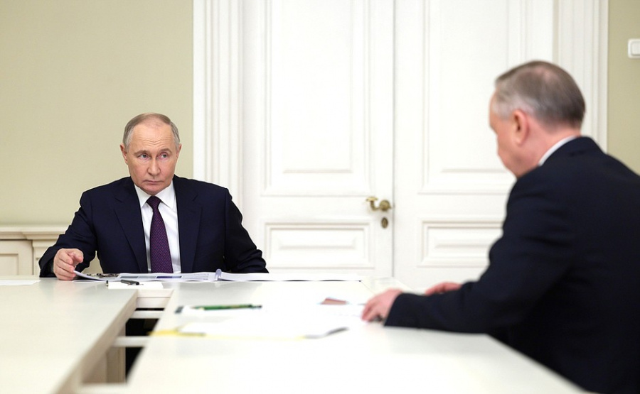 Игра с цифрами: Путин поддержал решение Беглова идти на выборы. Блокадники упросили