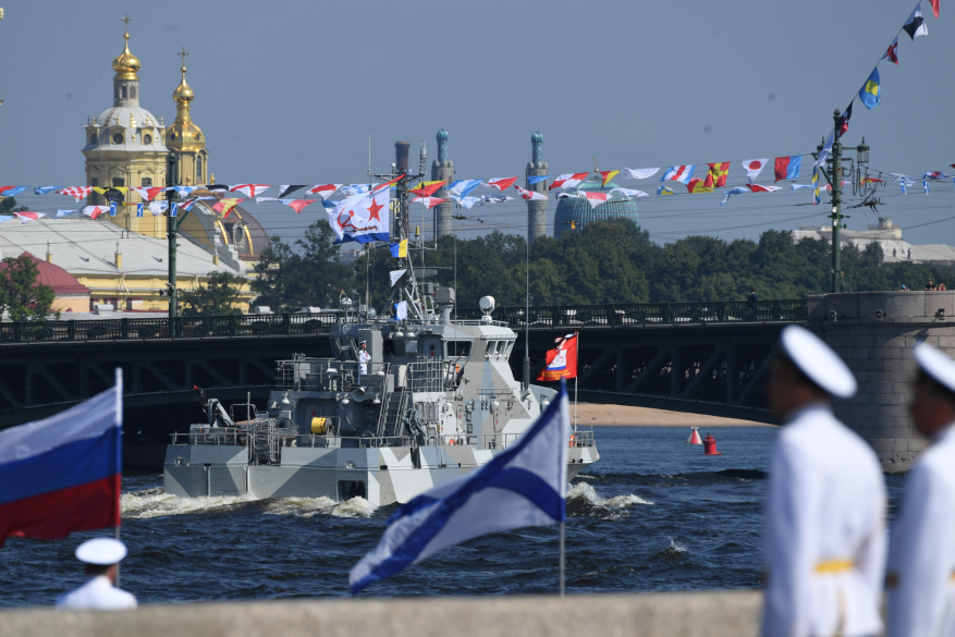 Аврора, Сурганова и лидеры Африки: программа Дня ВМФ охватит Петербург и Ленобласть