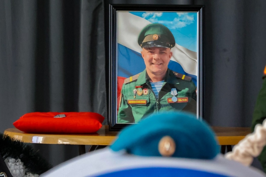 Погибшего в ходе СВО бойца из Выборгского района с почестями проводили в последний путь