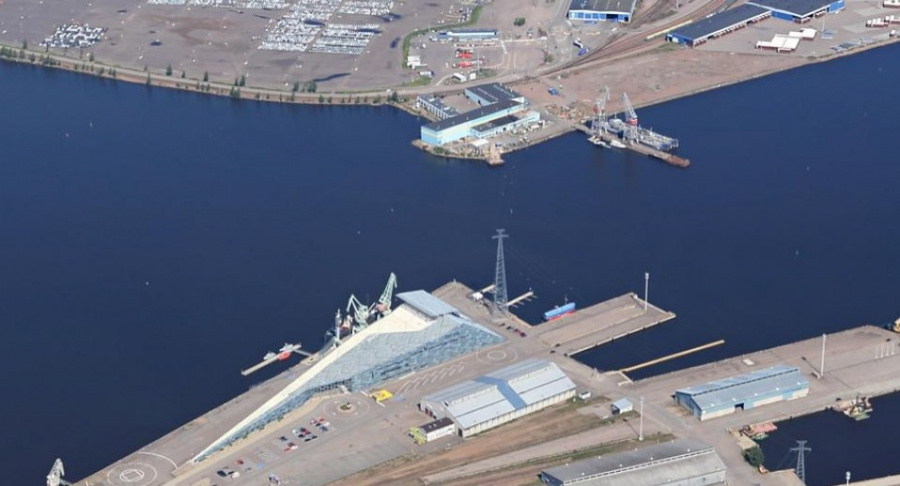 «Готовятся к другому»: контейнерооборот финских портов рушится, власти ждут американских солдат – эксперт
