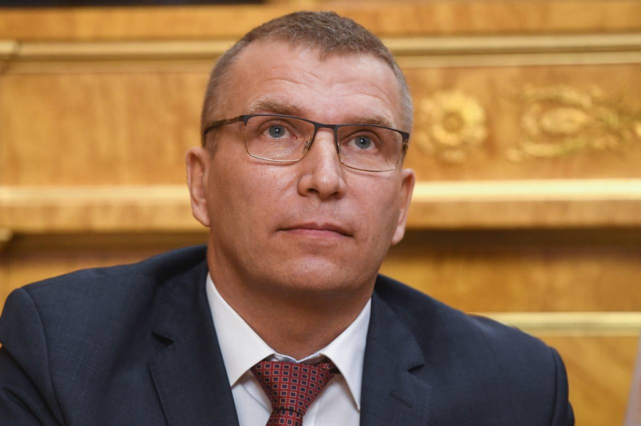 «Все успокоились, выдохнули»: вице-губернатор Петербурга Валерий Пикалев ушел из Смольного руководить ФТС