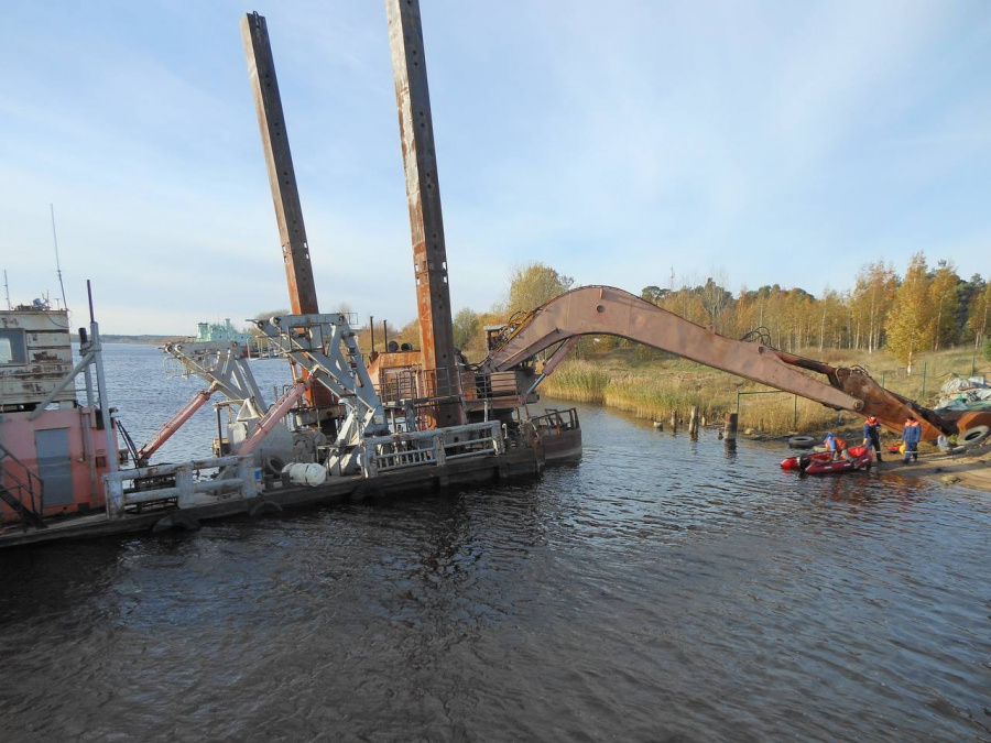 «Нарушений гораздо больше»: нефтяная угроза от «Подводника-3» расползается из порта Усть-Луга