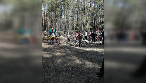 Велопробег в Ивангороде в честь Великой Победы объединил более 60 человек | ИА Точка Ньюс