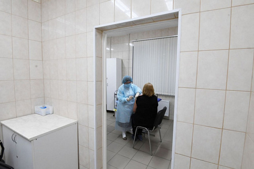 Майские указы – мимо кассы и карманов: врачи бегут из российских больниц | ИА Точка Ньюс