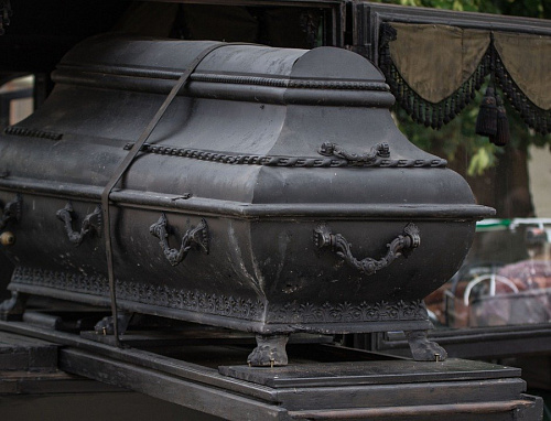 Подрядчик для закупки почти 100 гробов для останков солдат в Ленобласти определится 8 июня | ИА Точка Ньюс