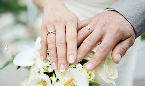 Красивую дату выбрали для скрепления брачными узами 28 пар в Ленобласти | ИА Точка Ньюс