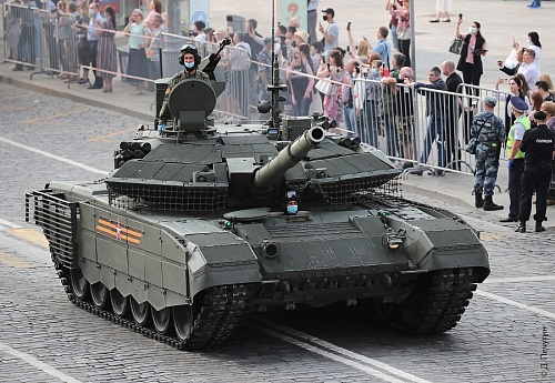 Стрельбы из танков Т-90М прошли на полигоне в Ленобласти | ИА Точка Ньюс