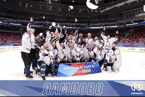 Клуб «Лампово» из Ленобласти завоевал чемпионство в ночной хоккейной лиге | ИА Точка Ньюс