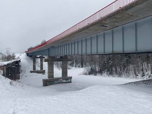 Скорость движения на мосту через Яндебу в Подпорожье ограничат из-за ремонта | ИА Точка Ньюс