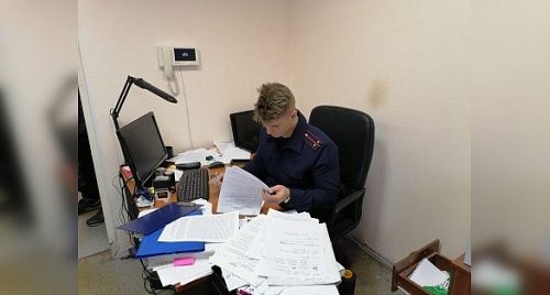 Экс-сотрудница отдела миграции незаконно прописала не менее десяти иностранцев в Ленобласти | ИА Точка Ньюс